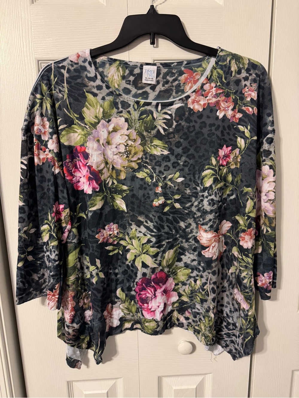 Time and Tru Black Floral & Animal-Print Long Sleeve Top